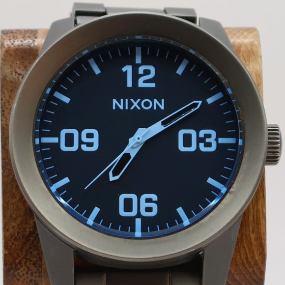 The Nixon Corporal- Iridescent Blue Face - Very Nice Condition - Picture 1 of 14